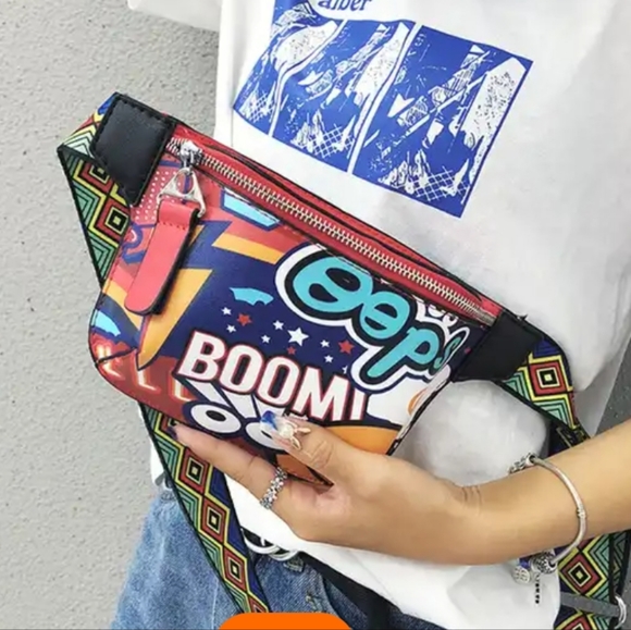 Graffiti Print Wide Shoulder Strap Shoulder Bag Fanny Pack Belt Bag. NWOT - Picture 2 of 14